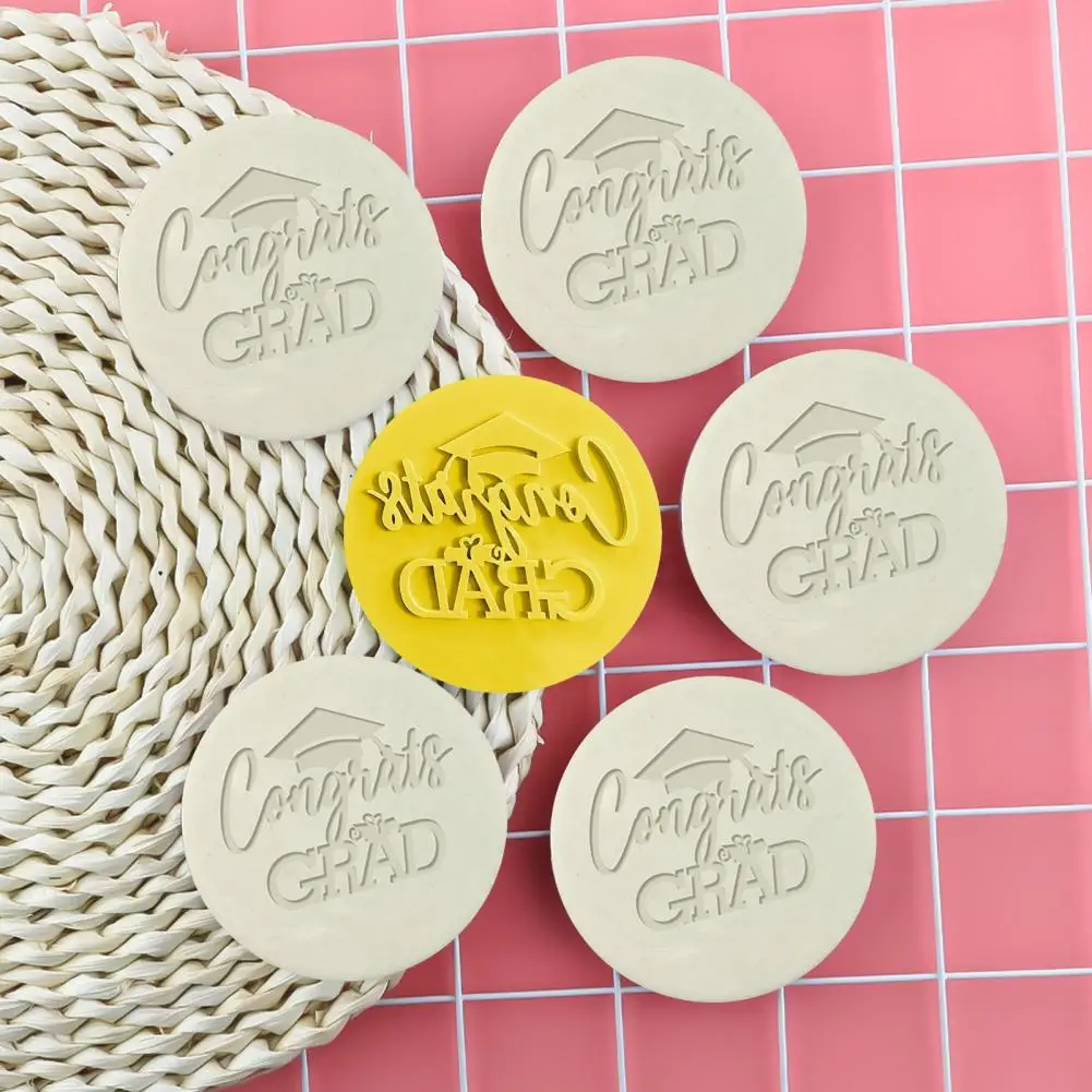 

Non-stick Cookie Press Food Grade Cookie Stencil Graduation Fondant Stamp Cookie Cutter Set for Diy Cake Decorating for Baking