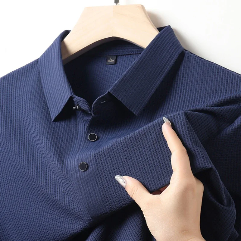 

2024 Summer New Jinammonia Seersucker Seamless Adhesive Polo Shirt Business Casual T-shirt Youth Popularity