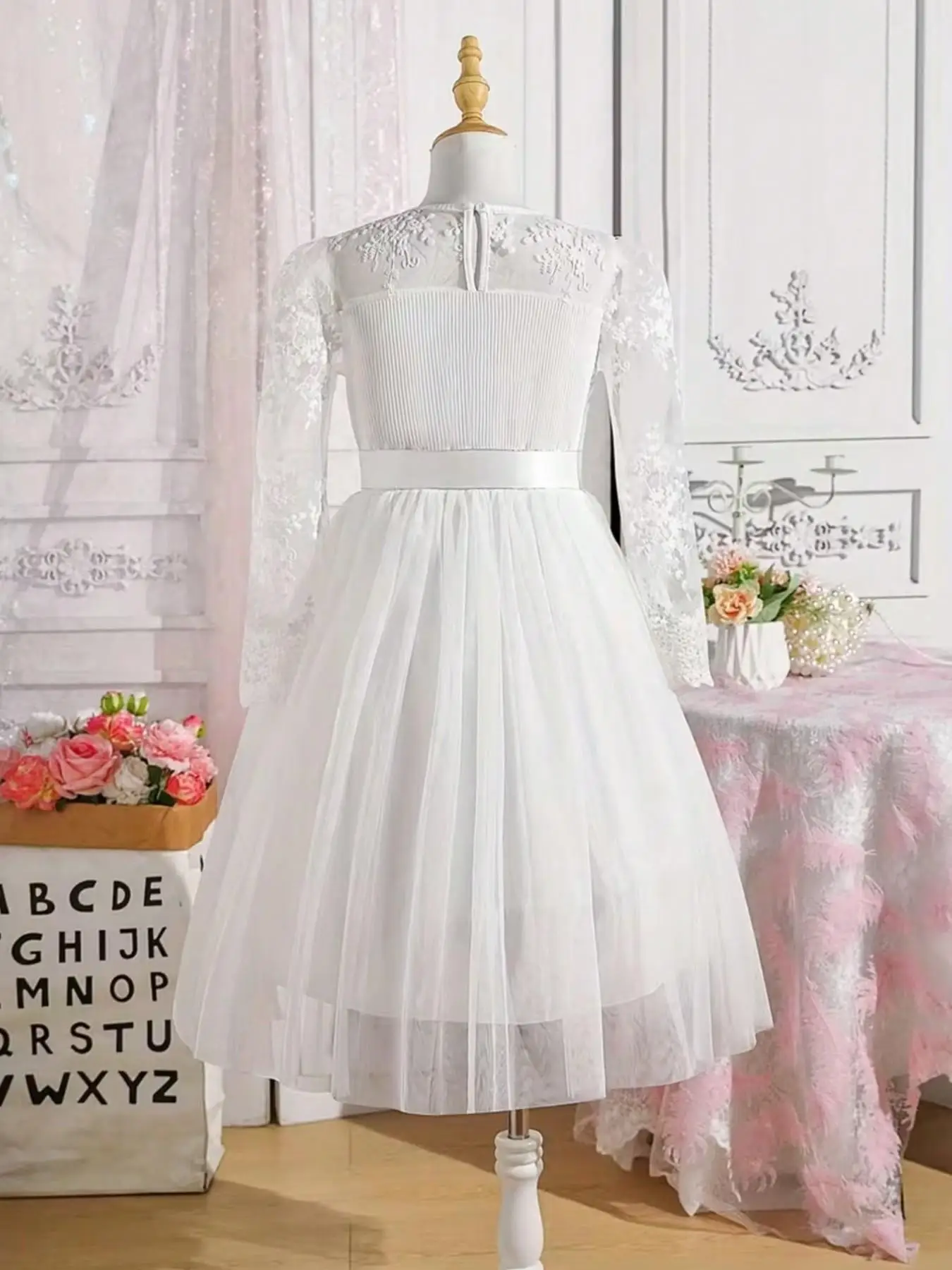 Toddler Girls' Elegant Lace&Tulle Party Dress Slim-Fit Hearts Pattern Formal Wear Perfect for Flower Girl Christening Fall Winte