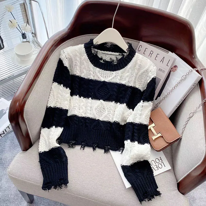 Fashion Ripped Knitted Black Sweater Female Pullovers 2023 Autumn Spring New Women Short Loose O Neck Pullover Sweater