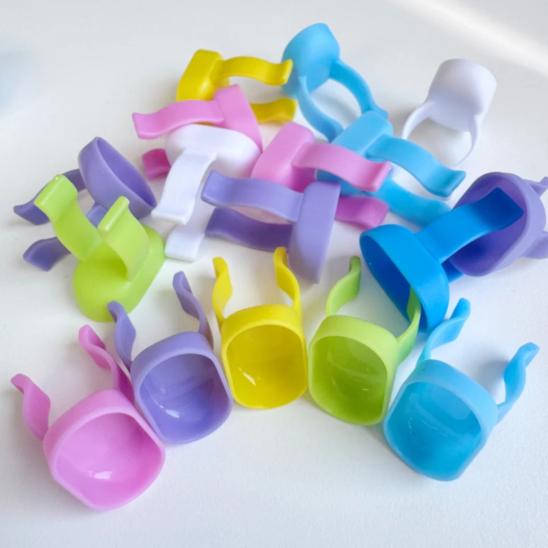 

50pcs/200pcs Dental Mixing Finger Ring Bowl Cup Plastic Silicone Holder Random Color Dappen Dish Prophy Paste Rings Handy Tool