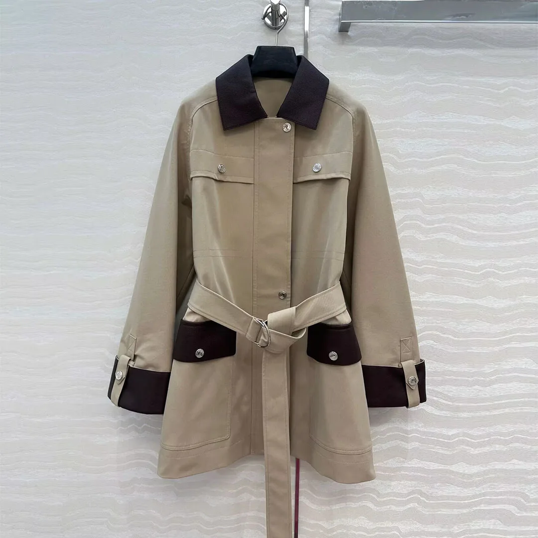 2025 Nieuwe Herfst Luxe Schapenvacht Leer Patchwork Witte Trenchcoat Vrouwen Revers Rits Lange Mouw Slanke Riem Vintage Overjas