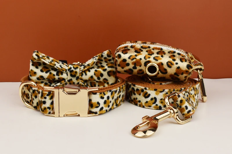 Neu eingetroffen: Personalisiertes Designer-Logo mit Leopardenmuster auf brauner Basis – Weiches Baumwoll-Hundehalsband, Leinen, Geschirr, Kotbeutelhalter, Tier 01 – Detail 7