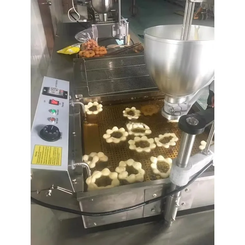 Customized 4 Rows Mochi Chocolate Donut Forming Cooker Commercial Automatic Fryer