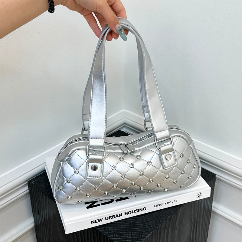 

Silver Bag Luxury Studded Diamond Handbag Evening Clutch Bag Female Fashion Underarm Shoulder Tote Pu Leather Pillow Travel Bags