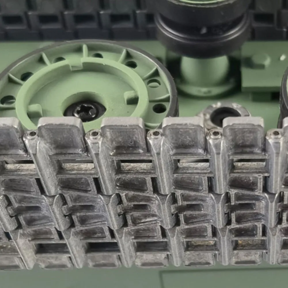 

Henglong 1/16 Upgraded 7.0 Soviet KV-2 RC Tank Radio Control High Simulation Military Tanks Remote Control Toy 3949 Metal Tracks