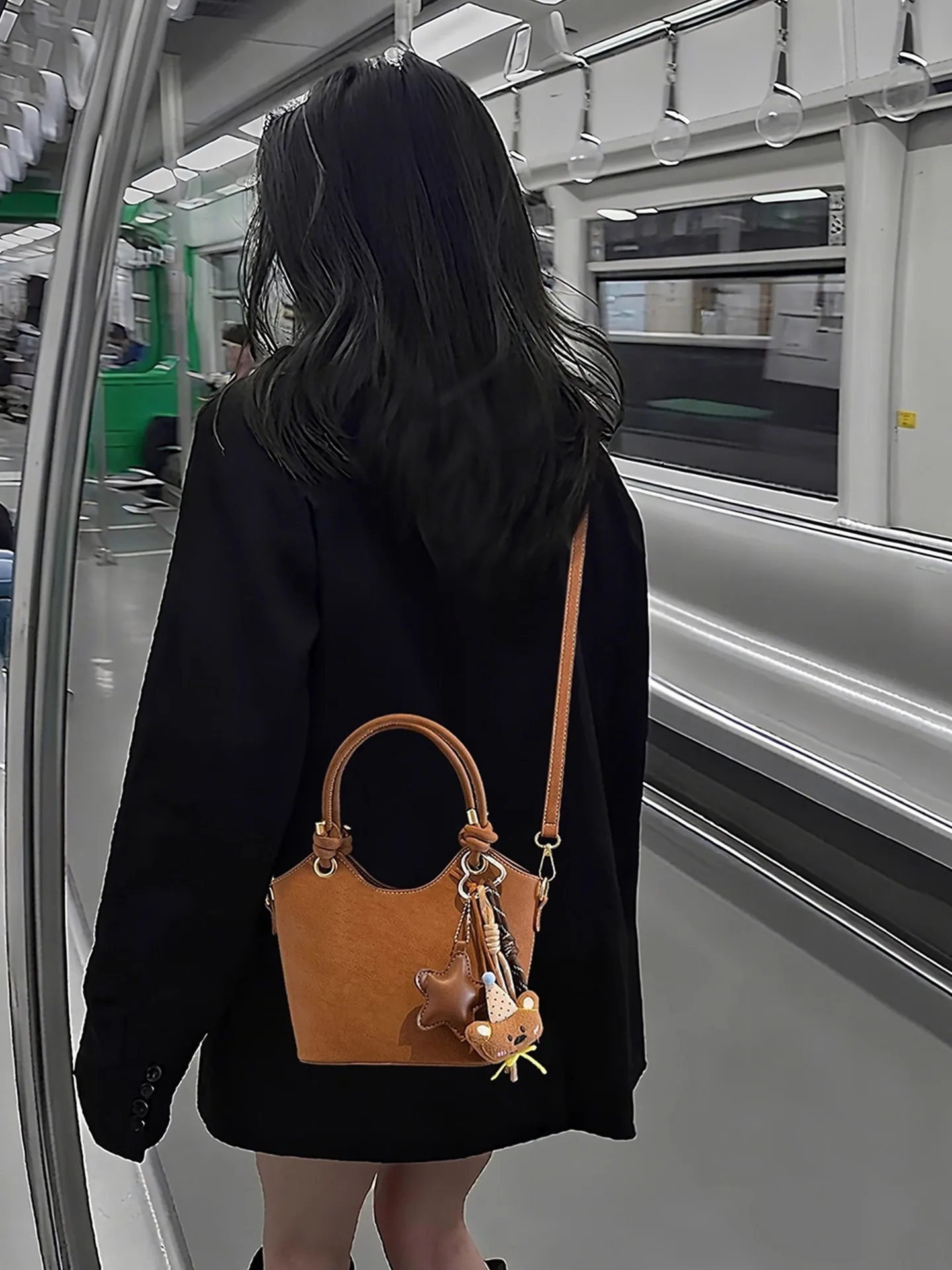 

Модная женская сумка-ведро через плечо, универсальная, класса люкс, из мягкой кожи, с ручкой, повседневная, для отдыха