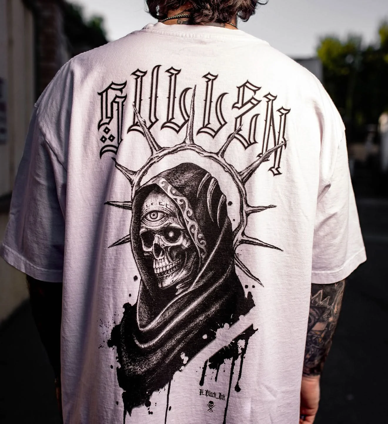 H. Black Ink Tattoo Art Street Trend Fashion Casual T-Shirt Men's and Women's Luxury Brand Top