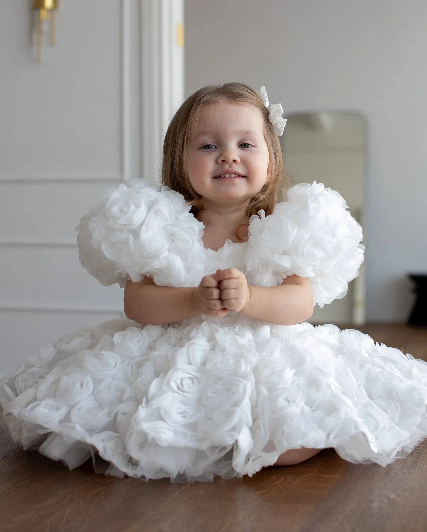 abiti-da-ballo-bianchi-floreali-per-bambine-vestiti-corti-da-damigella-d'onore-con-fiocchi-abiti-gonfi-per-occasioni-speciali-abiti-da-ballo-per-concorsi-di-bellezza