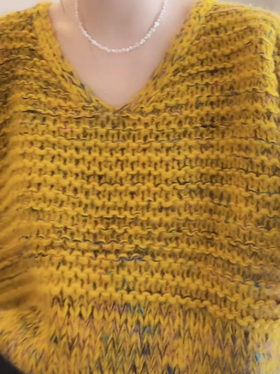 한국 스타일 브이넥 니트웨어 루즈핏 오버헤드 부드럽고 아늑한 가을 겨울 신상품 슬림핏 다용도 여성 스웨터