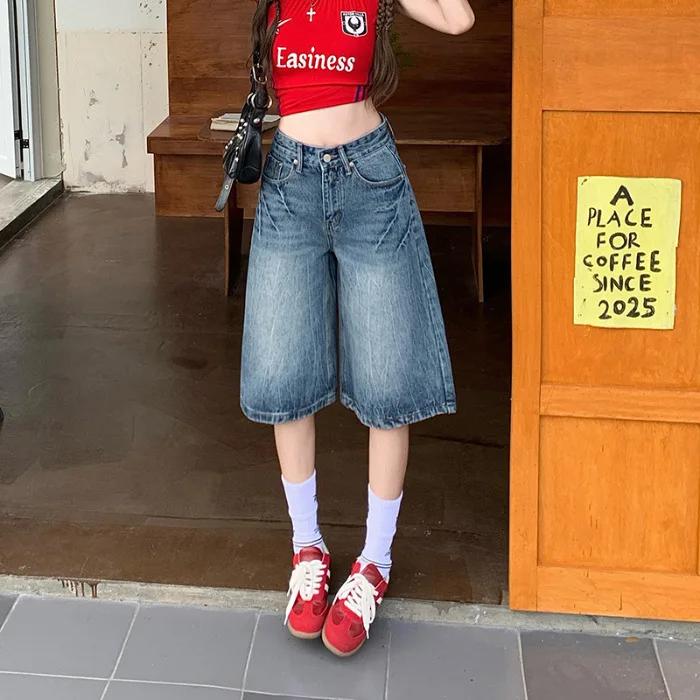 

American Retro Washed Loose Wide-leg Denim Shorts. 2025 Women's Summer Niche Street Fashion "Make Old" Casual Seven-point Jeans