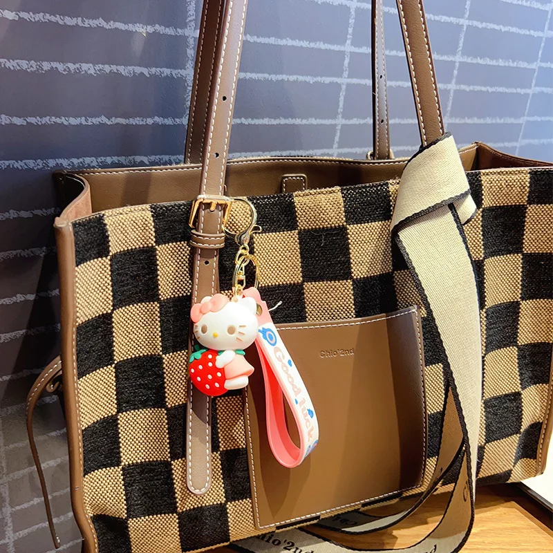 5PSC حلية مفاتيح رائعة من فاكهة الفراولة والجوز الكرتونية - هدية إبداعية مناسبة للسيارات وحقائب اليد والإكسسوارات. #3