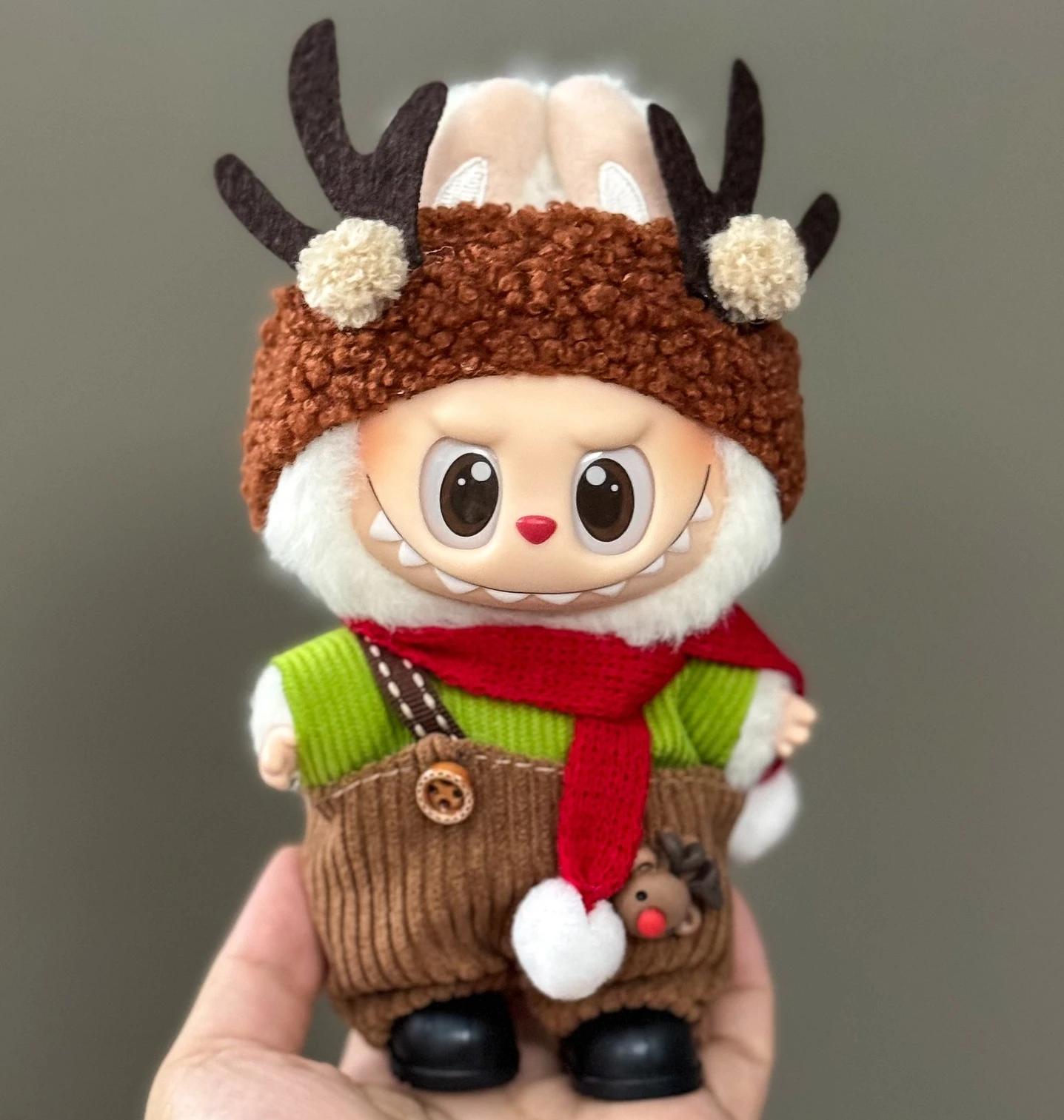 17 cm Labubu Pop Kerstkleding Set Feestelijke Kerstman Sneeuwpop Outfit Zachte Comfortabele Pop Kleding Hot