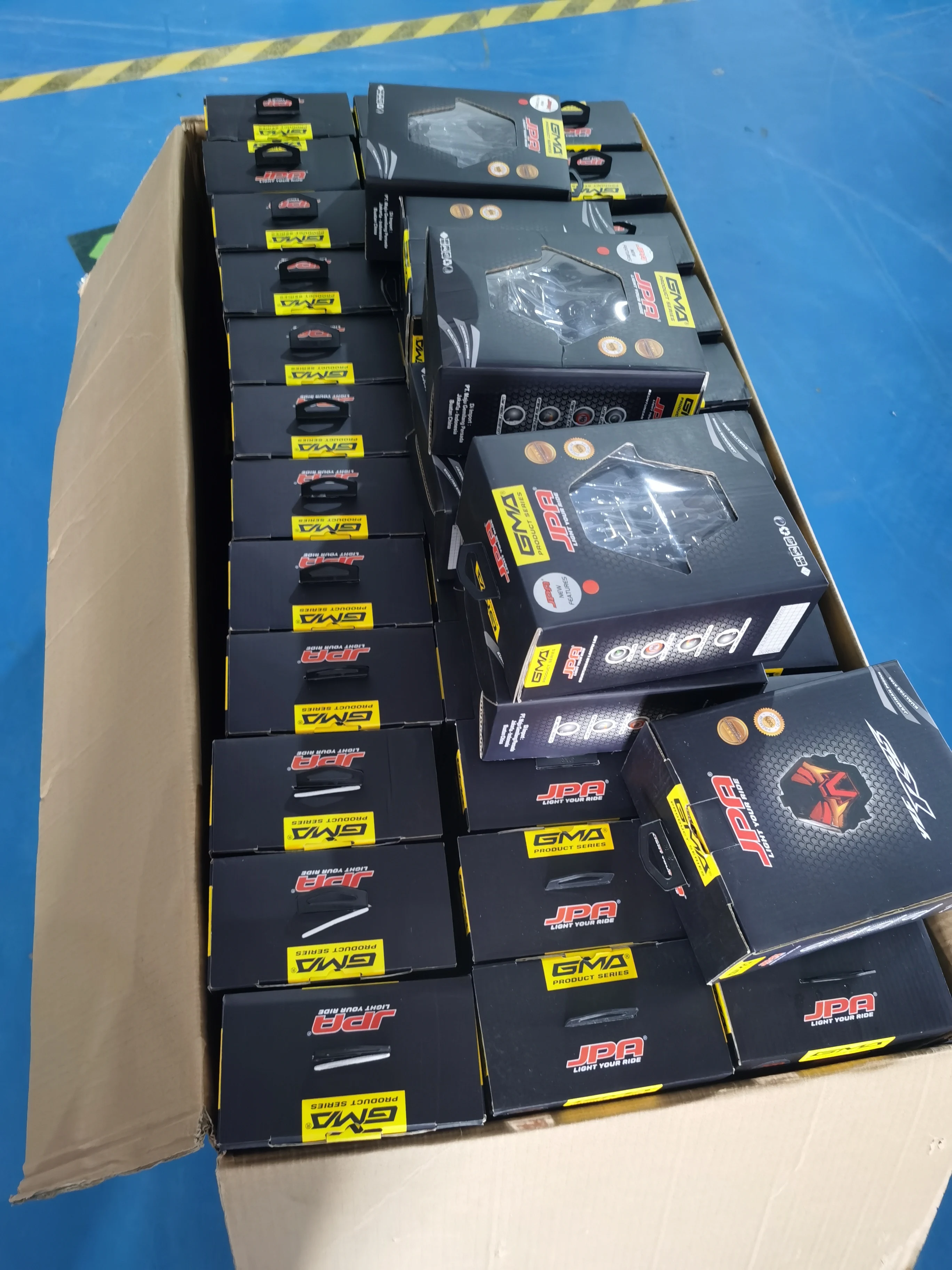 JPA EXCITER 150 LC 150 Y15 ZR SNIPER 150  R25  MT25-MT03-MT07 MOTORCYCLE  LED TAIL LIGHT for MX KING  AVENGER TYP