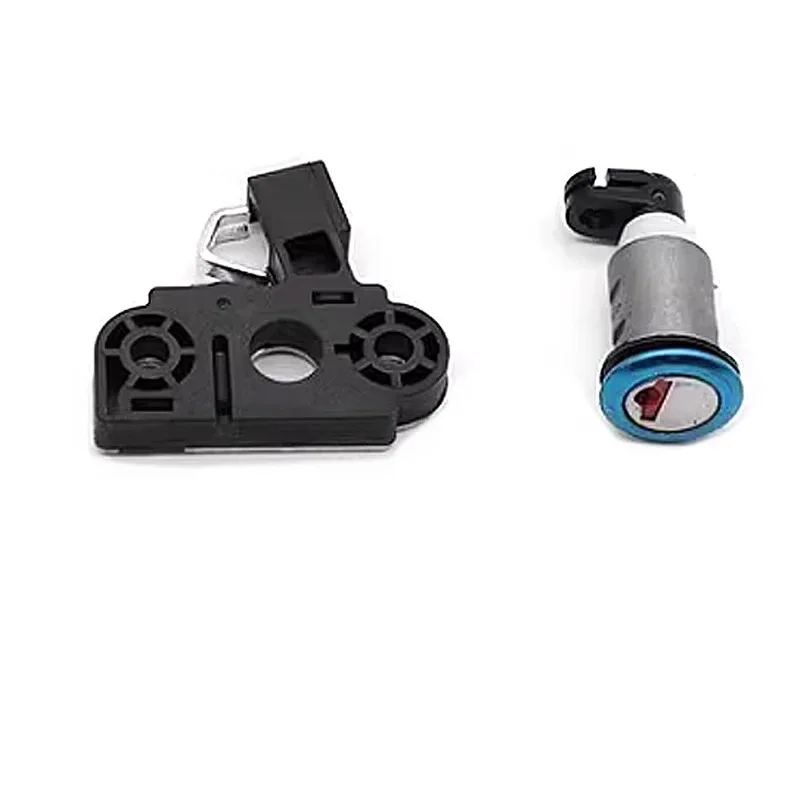 Immagine 6: Set di Chiavi per Accensione e Blocco Serbatoio per Moto Benelli TNT300 TNT302 BN302TNT25 TNT250 BJ300GS STELS300 e KEEWAY RKX300