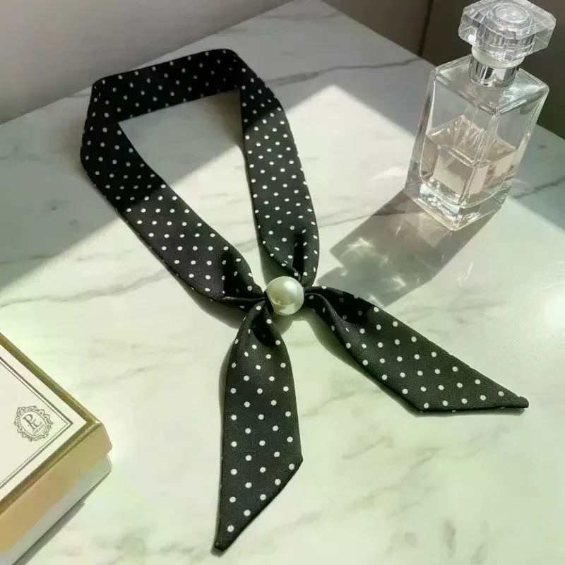 Women's Vintage Black Polka Dot Pearl Scarf Clip French Style Choker Brooch Accessories for Professional Look