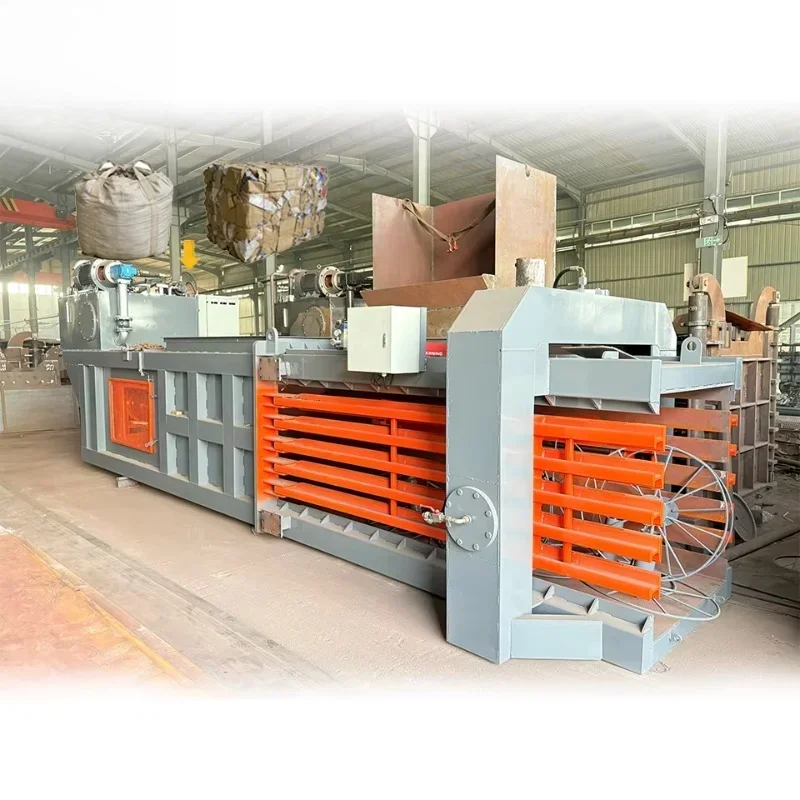Customized Automatic Square Hay Baler Machine 20 Bales Per Hour Compact Structure Long Service Life CE