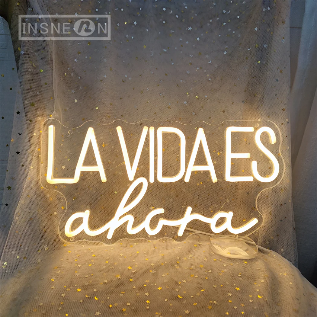 لافتة ليد نيون La Vida Es Ahora معلقة على الحائط ، لافتات نيون أكريليك للغرفة ، ديكور غرفة النوم ، ديكور جداري جمالي ، هدية ضوء ليلي