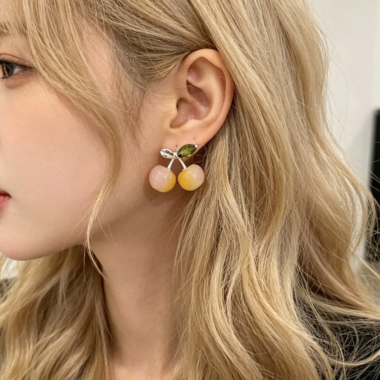 2026 New Cherry Zircon Stud Earrings Orange Red Luxury Ear Jewelry aretes elegantes de fiesta girls earrings hypoallergenic