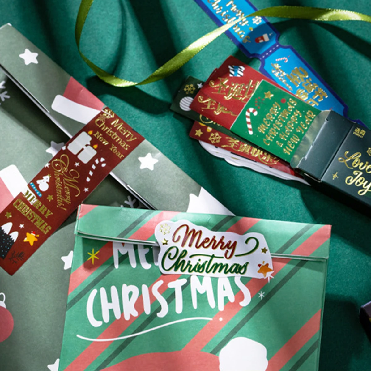 36枚/箱 クリスマスシリーズステッカー、DIYでクリスマスギフトボックスやプランナーを飾るのに使用、絶妙な装飾ステッカー