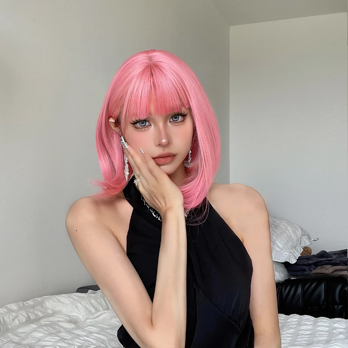 Pink Lolita Synthetic Wigs Short Straight Bob Wig Cosplay Natural Hair with Bangs Heat Resistant Colorful Party Wig for Girls