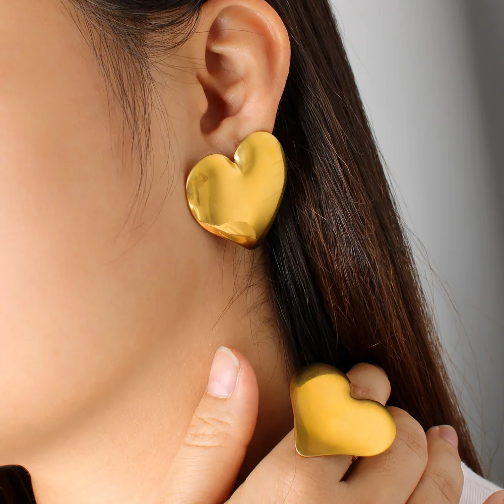 DIY accessories Popular cross-border ins wind classic peach heart ring 18k gold stainless steel love-shaped glossy earrings simp