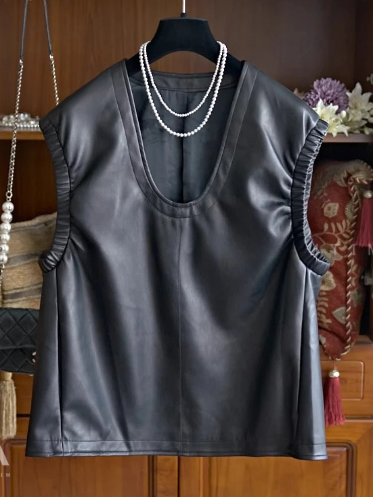 

Fashion Design PU Leather Vests V Neck Sleeveless Solid Color Pleated Coats 2025 New All Match Tops Loose Elegant Women Clothing