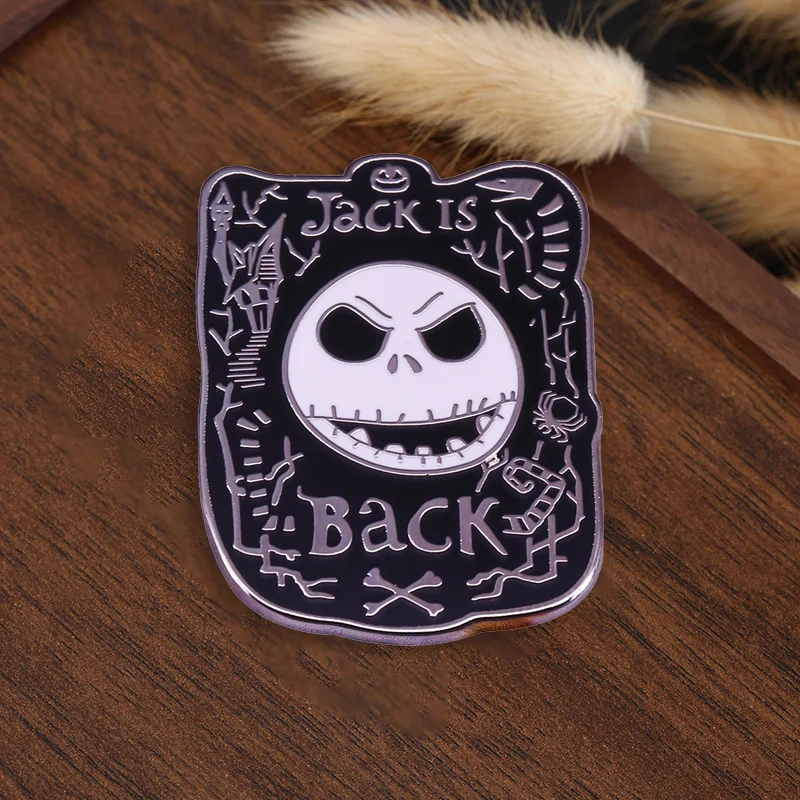 

Skull skull is back brooch animated movie peripheral badges fantasy jewelry fan gifts Halloween accessories and decorations