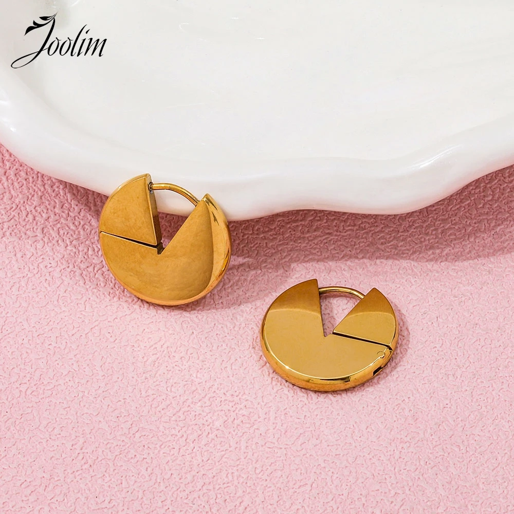 Joolim Jewelry Hochwertiger PVD-Großhandel, modisch, klobiger runder Kuchen, fliegende Untertasse, Huggie-Edelstahl-Ohrring für Frauen