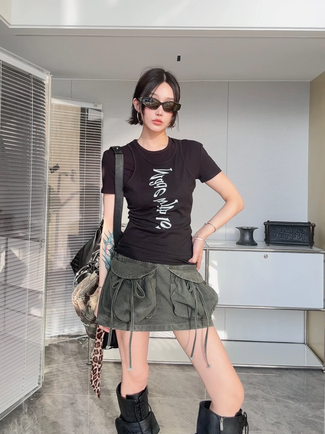 

IAMCPLUS 2025 Floral Print Vest ort Sve True Two-Piece Breathable Moisture ng Commute Sle Slim Fit ort Length