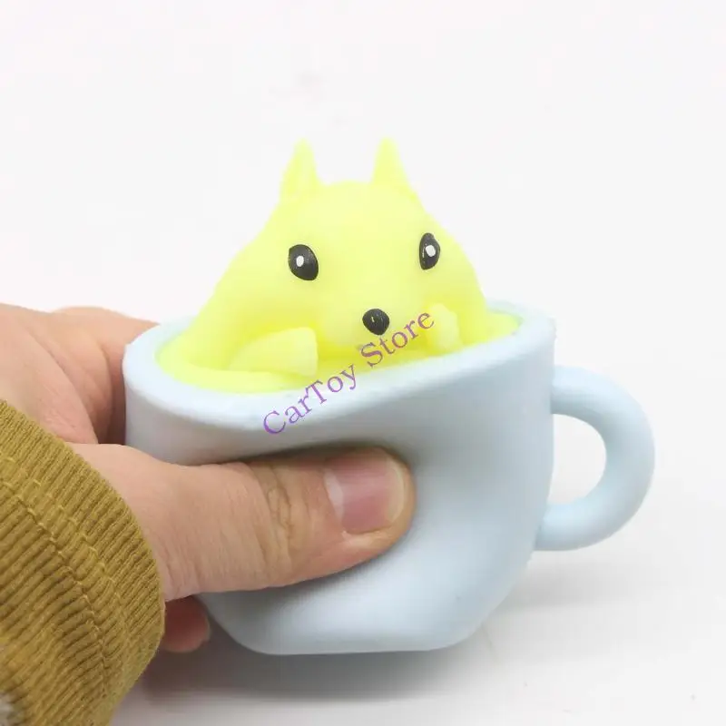 634f Squeeze Squirrel Cupression Décompression jouet tasse thé en caoutchouc Casse Toy Gift For Friend