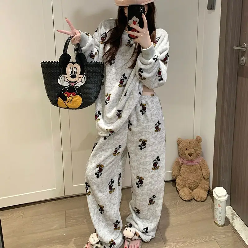 

Комплект женской пижамы из 2 предметов: топ и брюки, осенне-зимний, с мультяшным принтом, модный, милый и очаровательный, для дома, подарок для девушки