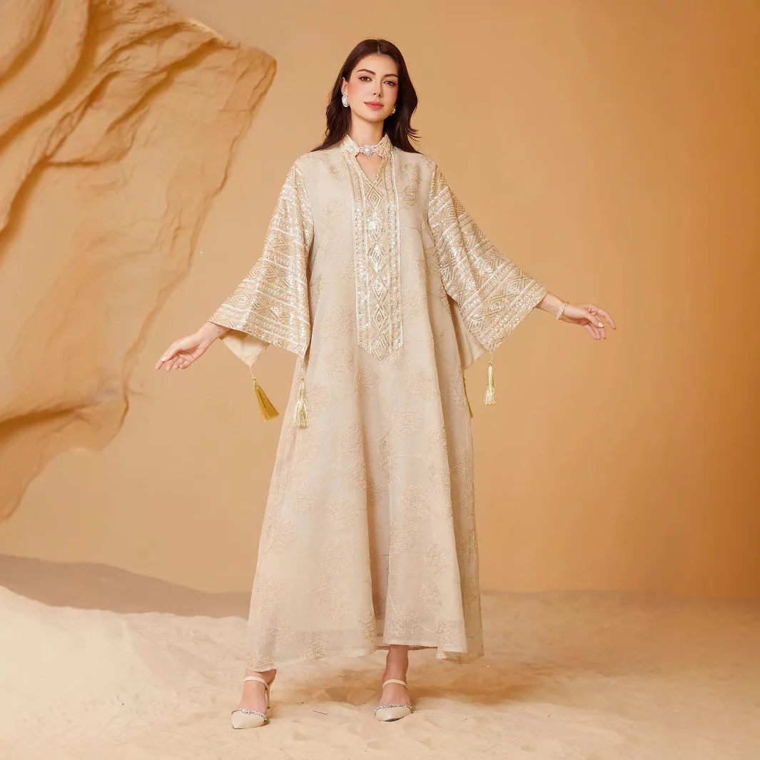 Saudi Arabian Middle Eastern Muslim Women's Robes: European and American-style High-end Embroidered Sequin Plus-size Dresses.