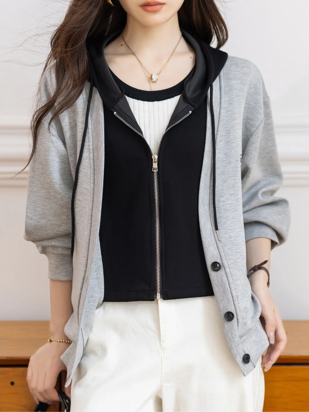 

Женская повседневная свободная универсальная верхняя одежда: худи с эффектом двухслойности в корейском стиле, новинка весна-осень