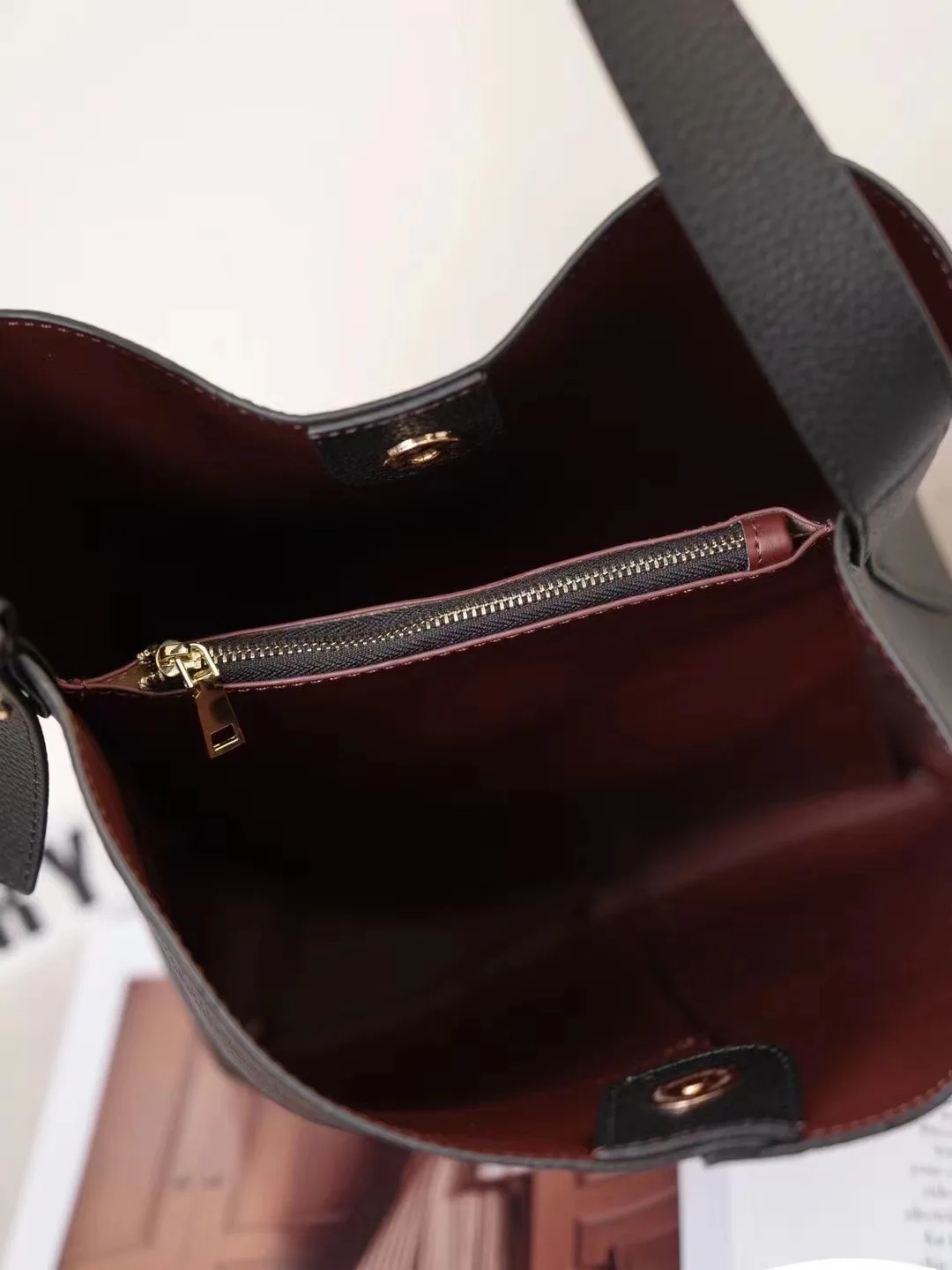 Simple Double Row Buckle Adjustable Bucket Tote Wine Red Cowhide Leather Women Underarm Shoulder Bag Commuter Handbag Big