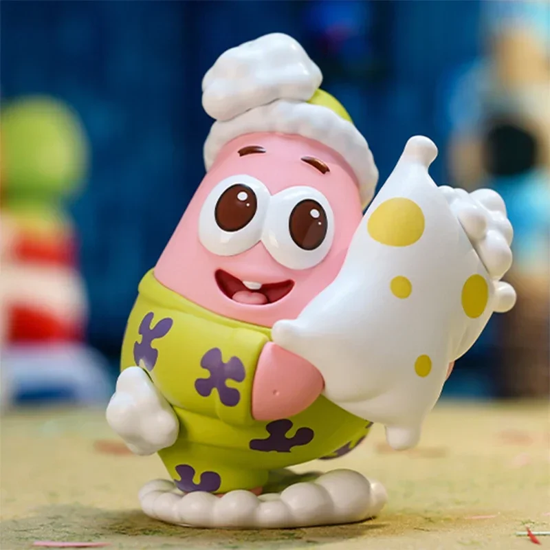 POP MART SpongeBob ชุดปาร์ตี้ชุดนอน ซีรีส์กล่องสุ่ม ของตกแต่งน่ารัก ฟิกเกอร์ ของประดับตกแต่งบ้าน โมเดลตั้งโต๊ะ ตุ๊กตา ของขวัญสำหรับเด็กผู้หญิง