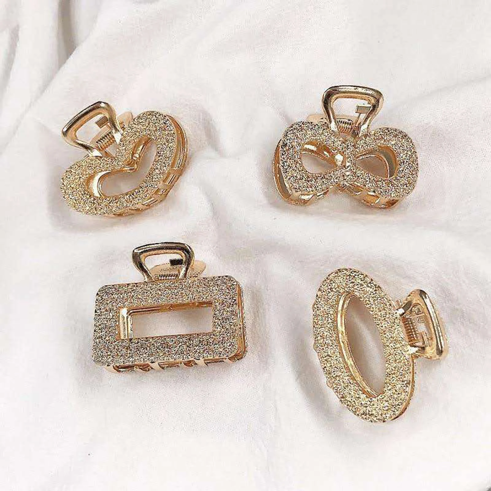 Sparkling Rhinestone Inlaid Grip Clip Golden Square Curved Painless Grip Clip Gifts for Family and Friends