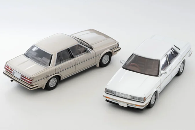 24.5 Tomytec Tomica TLV Cresta N156C N137C Limited Edition Simulation Alloy Static Car Model Toy Gift