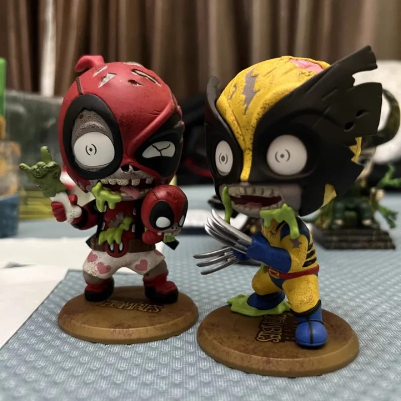 

New Hottoys Cosbaby Mini Collection Version Marvel Zombie Iron Man Captain America Wolverine Deadpool 10-12cm Action Figure