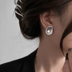 New Irregular Metal Earrings For Women Retro Trendy Earrings Design Simple Temperament Senior Fashion jewelry