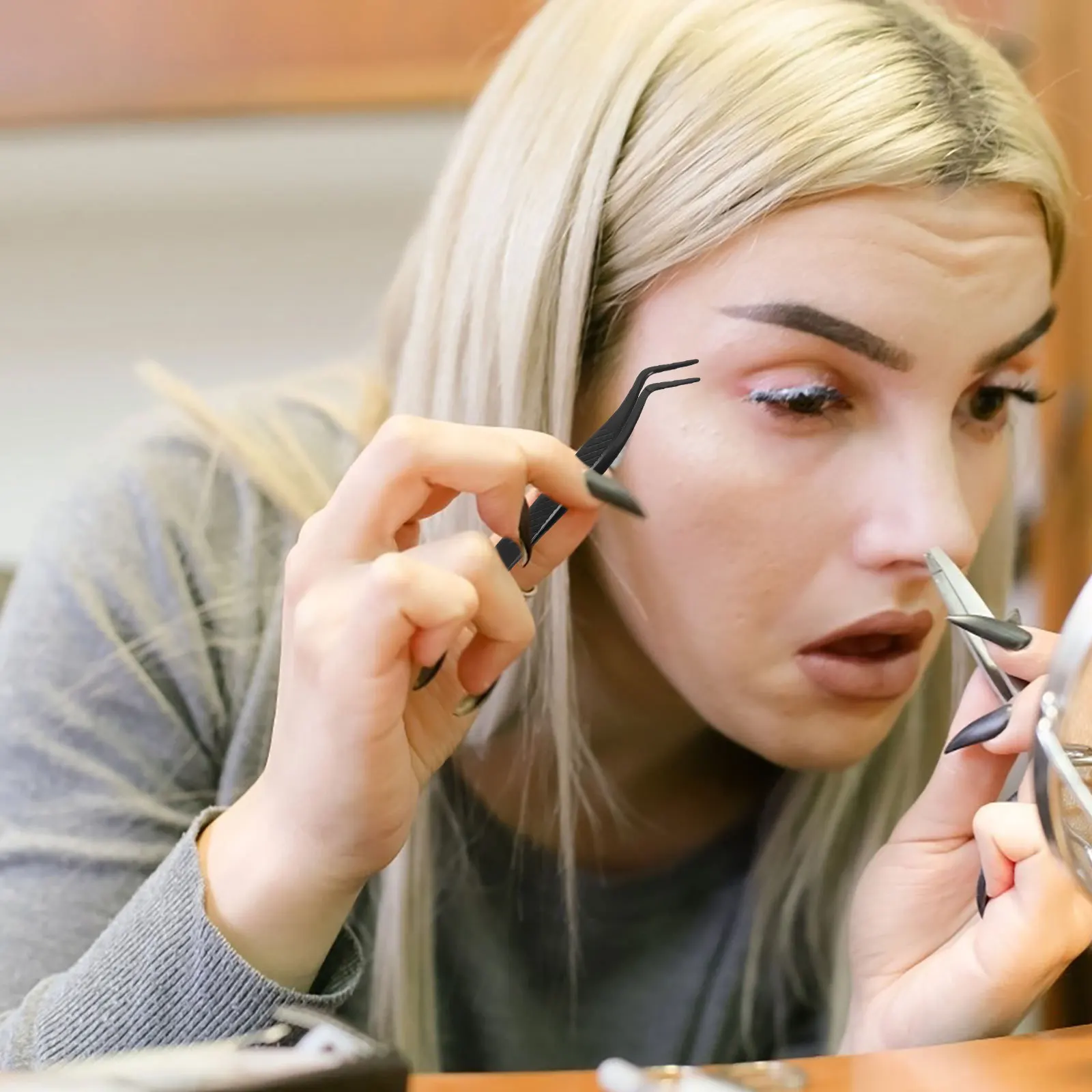 Pinça de cílios postiços de precisão com pontas arredondadas, ferramenta compacta de cílios de aço inoxidável para extensões, fácil aderência, design leve