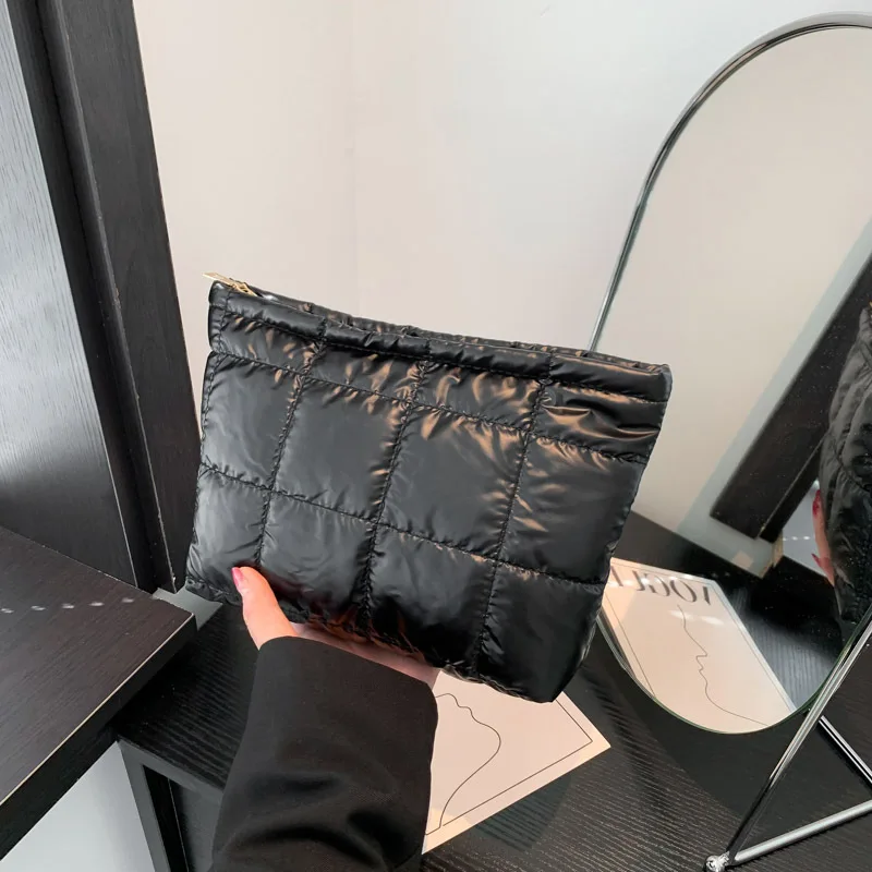 Quilted Cosmetic Bag for Women Large Padded Makeup Organizer Travel-Friendly Makeup Storage Bag Solid Color Toiletry Bag