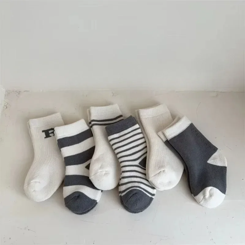 

Fashion Sporty Calf Sock for Kids Solid Color Striped Letter R Sock Spring Autumn Warm Baby Sock Clothes Accessories