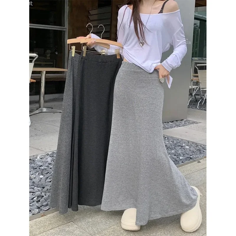 Casual gris cintura elástica cintura alta Primavera Verano Simple drapeado nuevo estilo cola de pez Mini falda adelgazante faldas largas