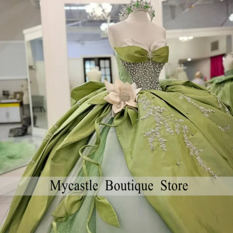 Green Off-Shoulder Crystal Decal Layering 3D Flower Quinceanera Dress Long Tail Bow Vestidos De 15 Quinceanera Customized