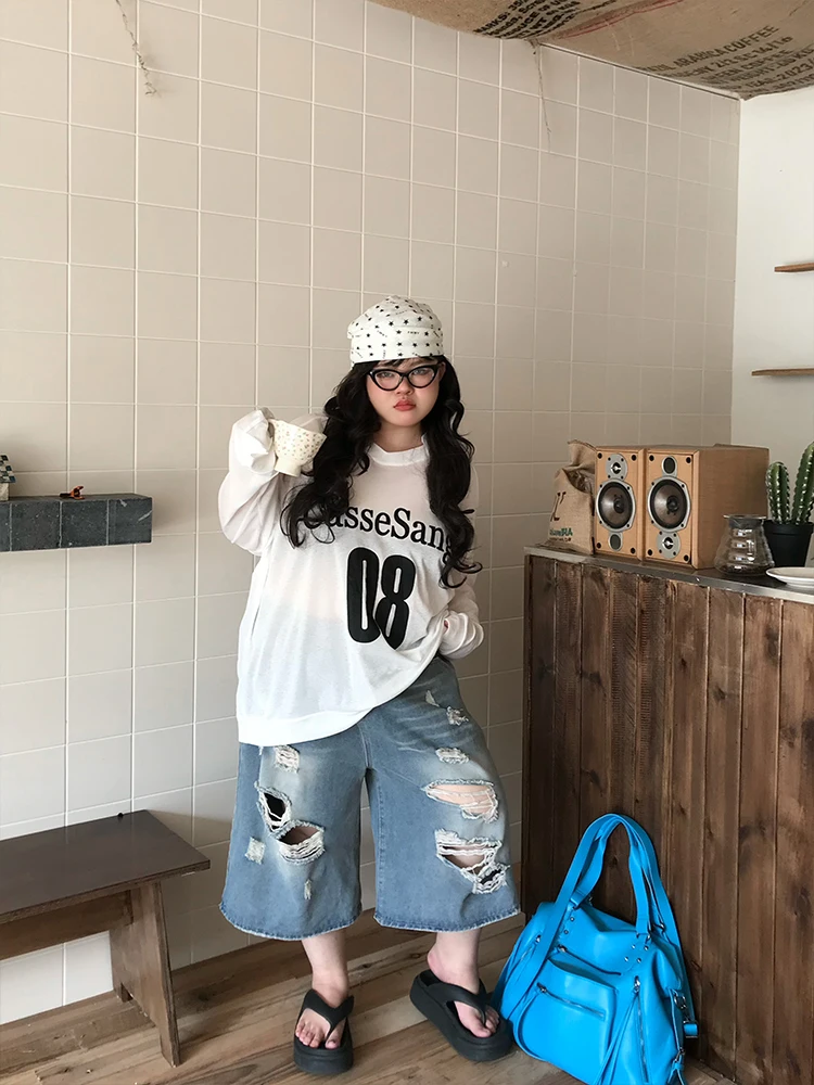 

Свободные джинсовые шорты больших размеров для женщин, повседневные, с рваными элементами, летние, широкие, средней длины, пятичастные