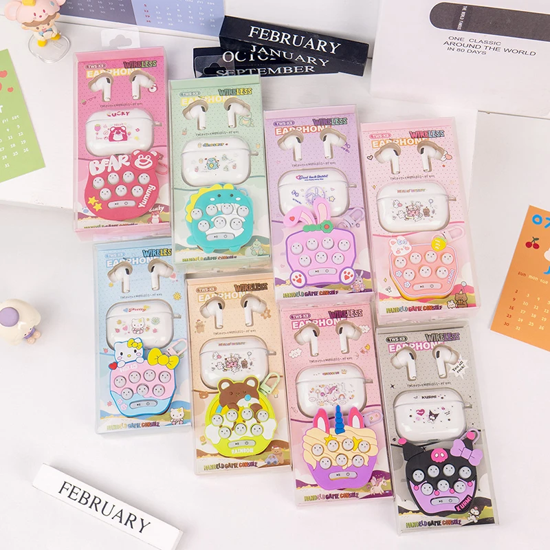 Sanrio Cartoon In-ear Bluetooth Headset Keychain Game Console Two-in-one Automatic Noise Reduction Sports Waterproof