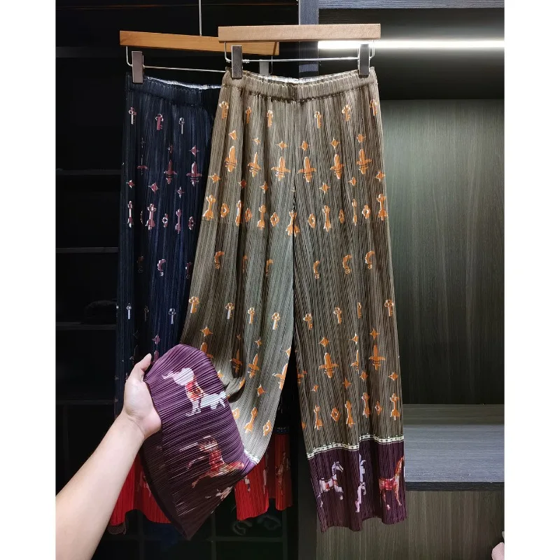 

Женские плиссированные брюки Miyake с оригинальным принтом, летняя коллекция 2026, новые, с цветочным узором, прямые, приталенные, универсальные, повседневные, складные брюки
