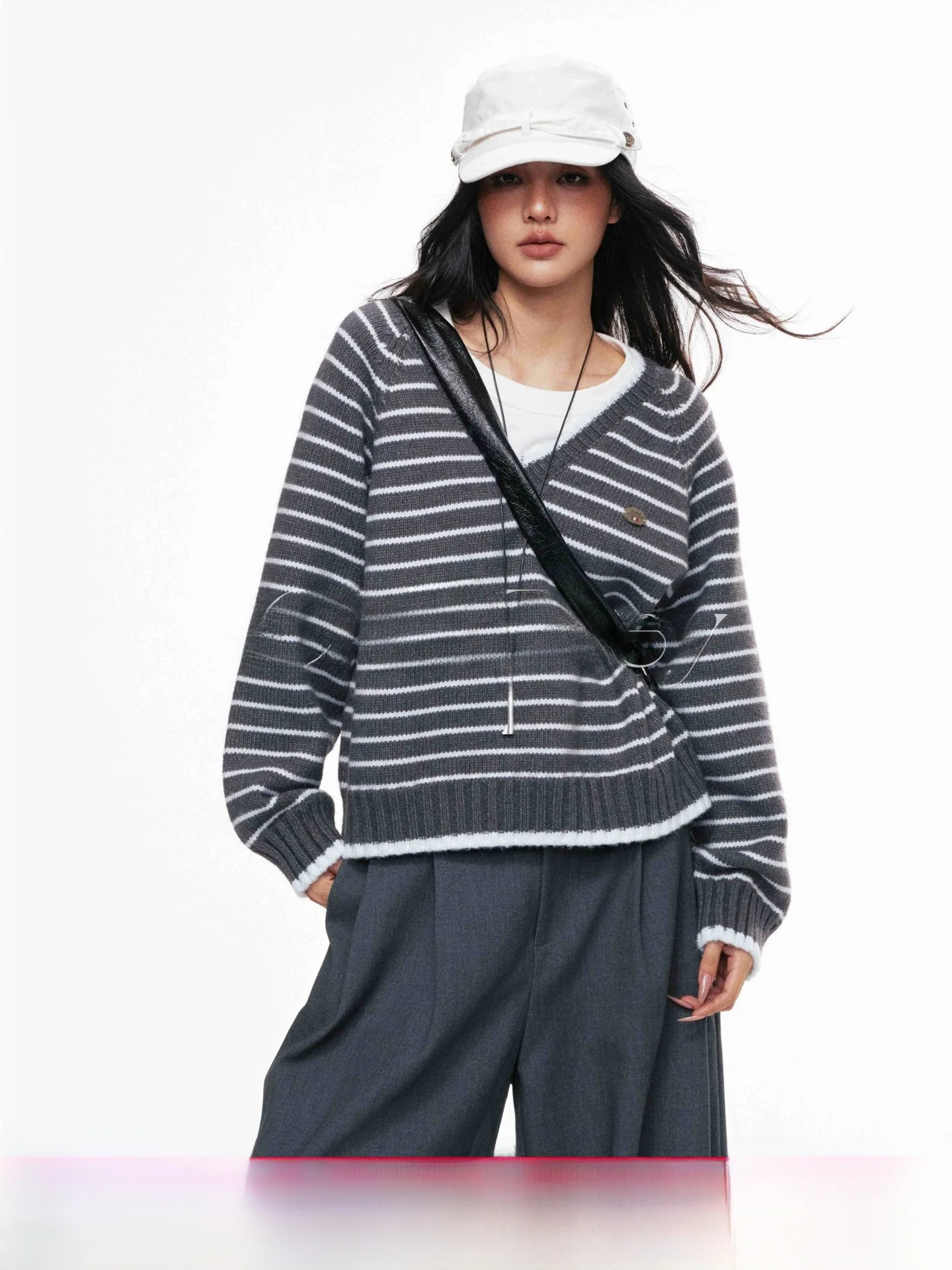 

Вязаный джемпер Chill Zoey Mist Island в полоску с V-образным вырезом и длинными рукавами, повседневный, простой, осенне-зимний, женский, модный, свободного кроя