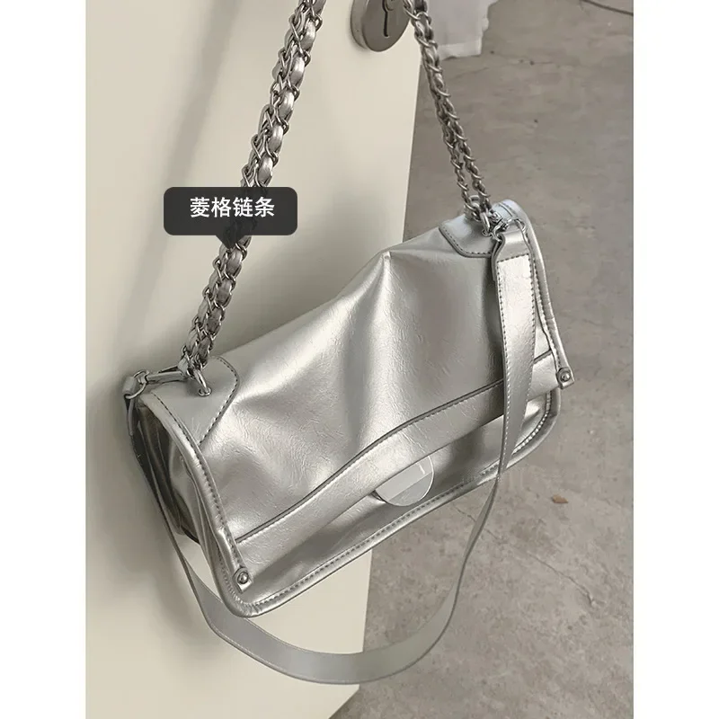 New Trendy Chain Bag With Female Niche Design Large Capacity Single Shoulder Bag Crossbody Cool Underarm Bag